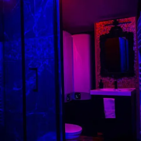 Apartment Nouveau - Luxure - Secret - Jacuzzi